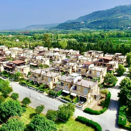 Club Two Bed 8g Tatil Evi *